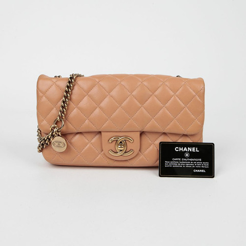 CHANEL CC 標誌翻蓋鏈條包