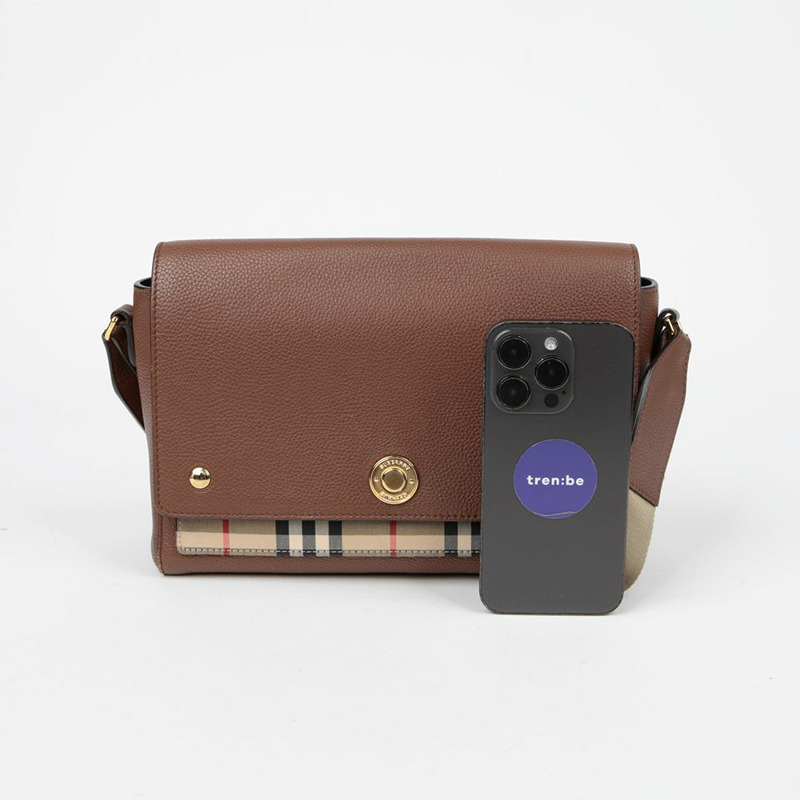 BURBERRY 8021111 Note 肩斜背包-9