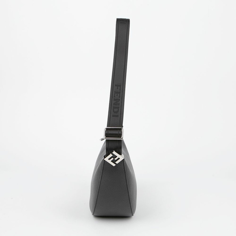FENDI 7VA635 甜瓜小號肩斜背包-3