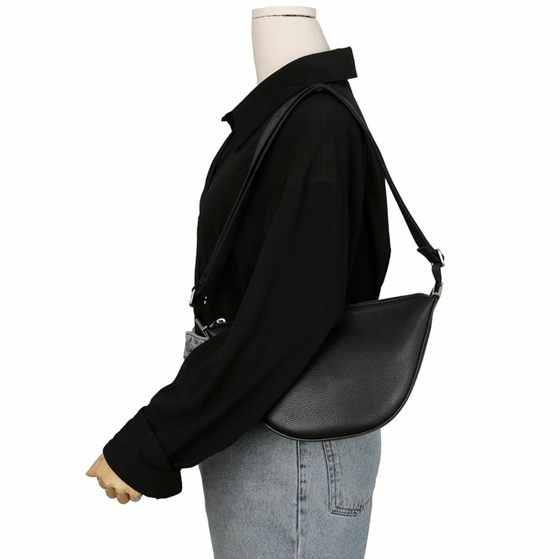 FENDI 7VA635 甜瓜小號肩斜背包-7