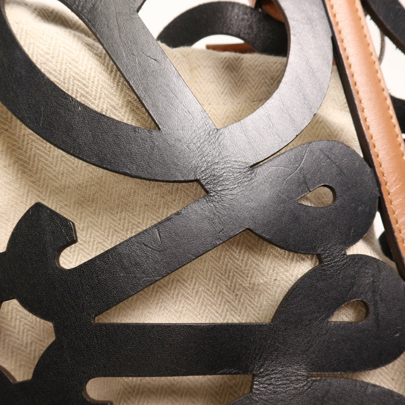 LOEWE 牛皮皮革Anagram Tote肩背袋-17