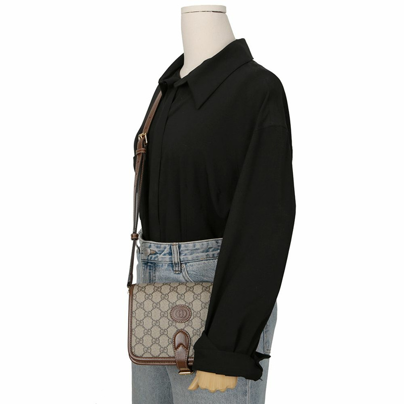 GUCCI 互扣式 G 迷你斜背包 671620-11