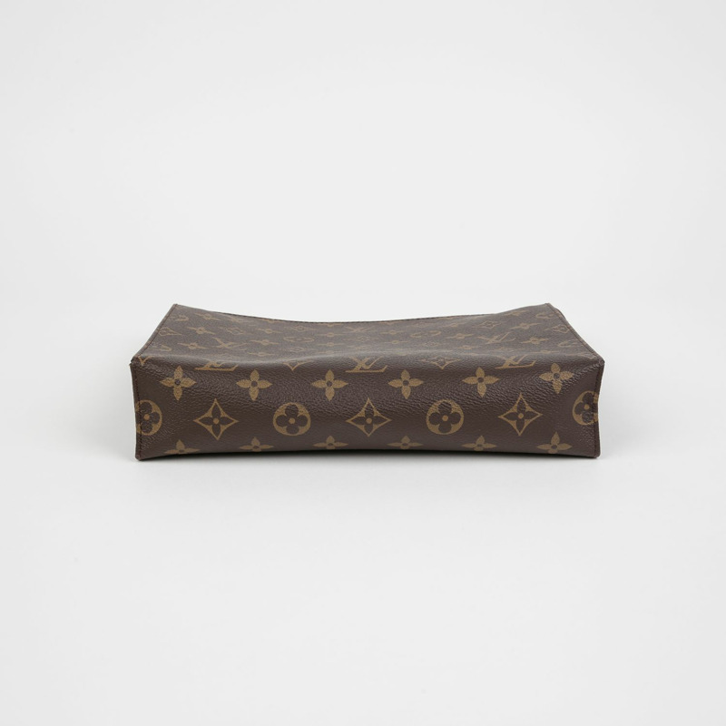 LOUIS VUITTON Pochette 26 件盥洗袋 M47542-3