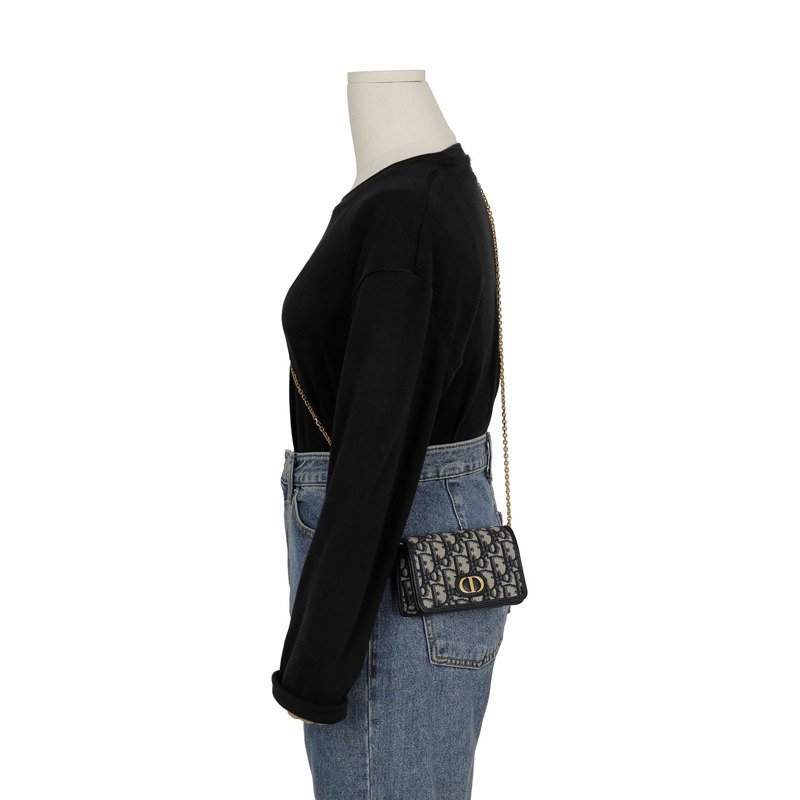 DIOR Montain 30 奈米鏈條袋斜背包 S2105UTZQ-9