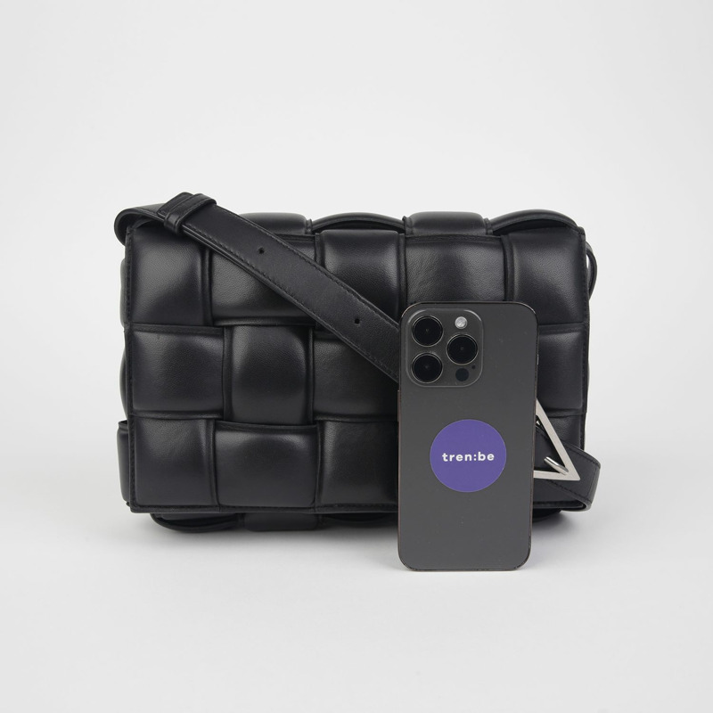 BOTTEGA VENETA 加厚卡式斜背包單肩包 591970-7