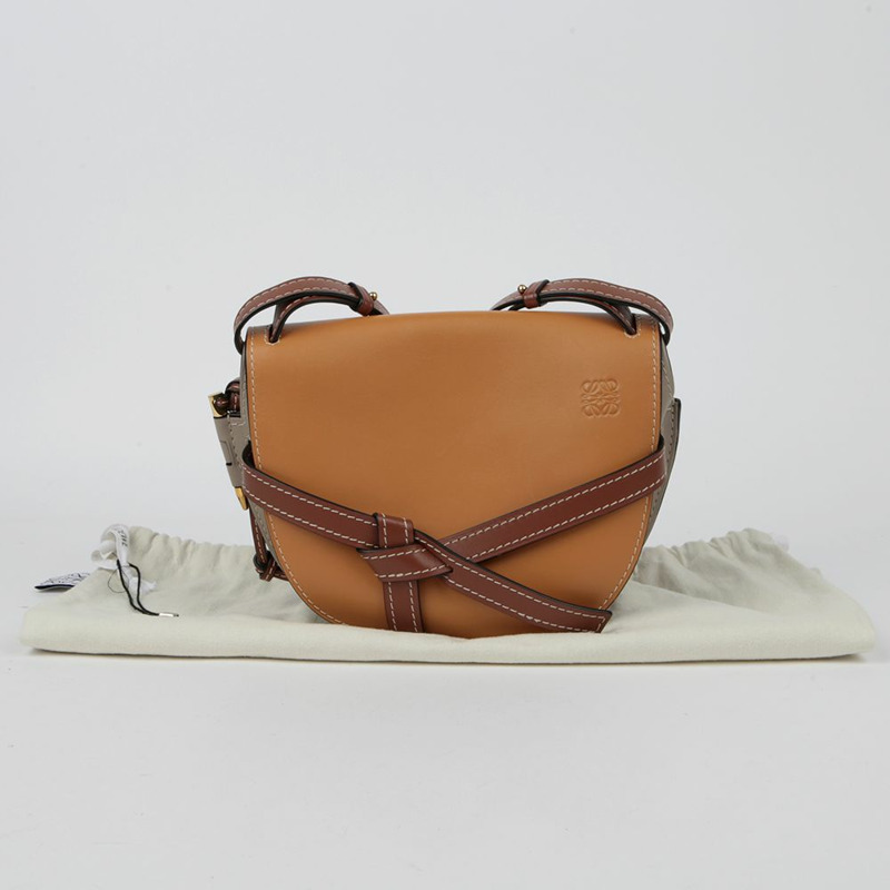 LOEWE Gate 小肩斜背包-0