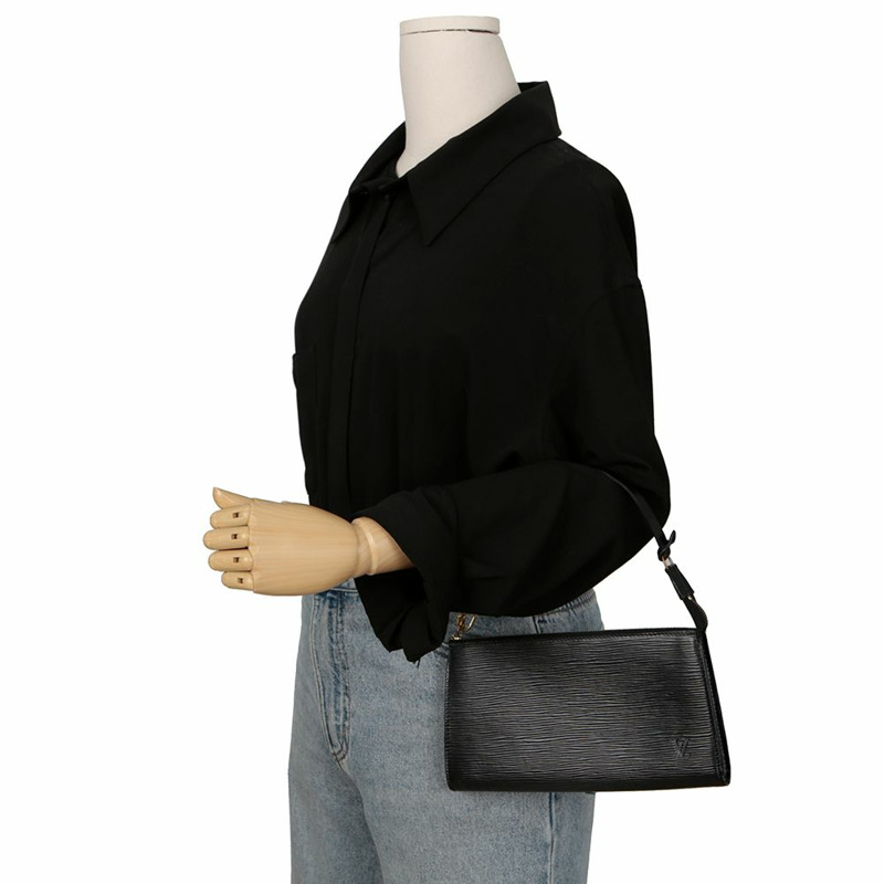 LOUIS VUITTON M52982 Pochette 配件袋單肩包-10