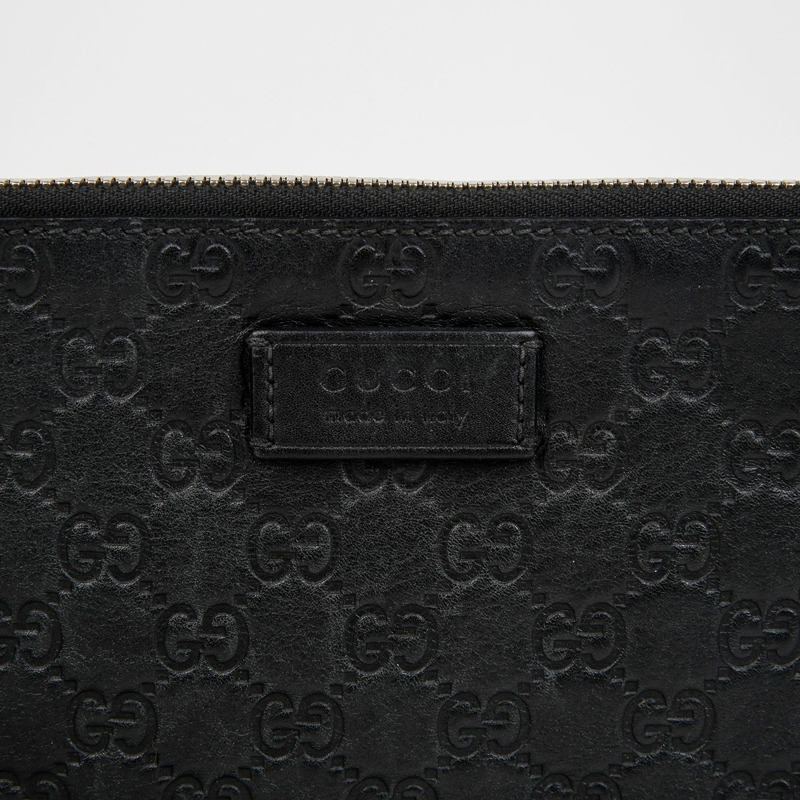 GUCCI Signature 軟帶手拿包 473881-1