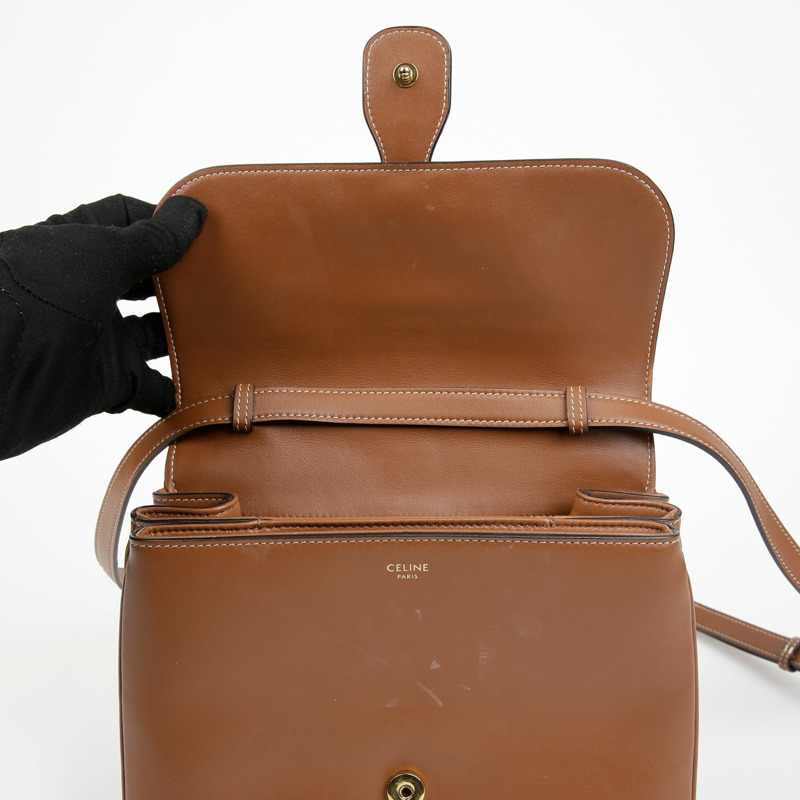 CELINE Taba 中型肩斜背包 196583DK1-8