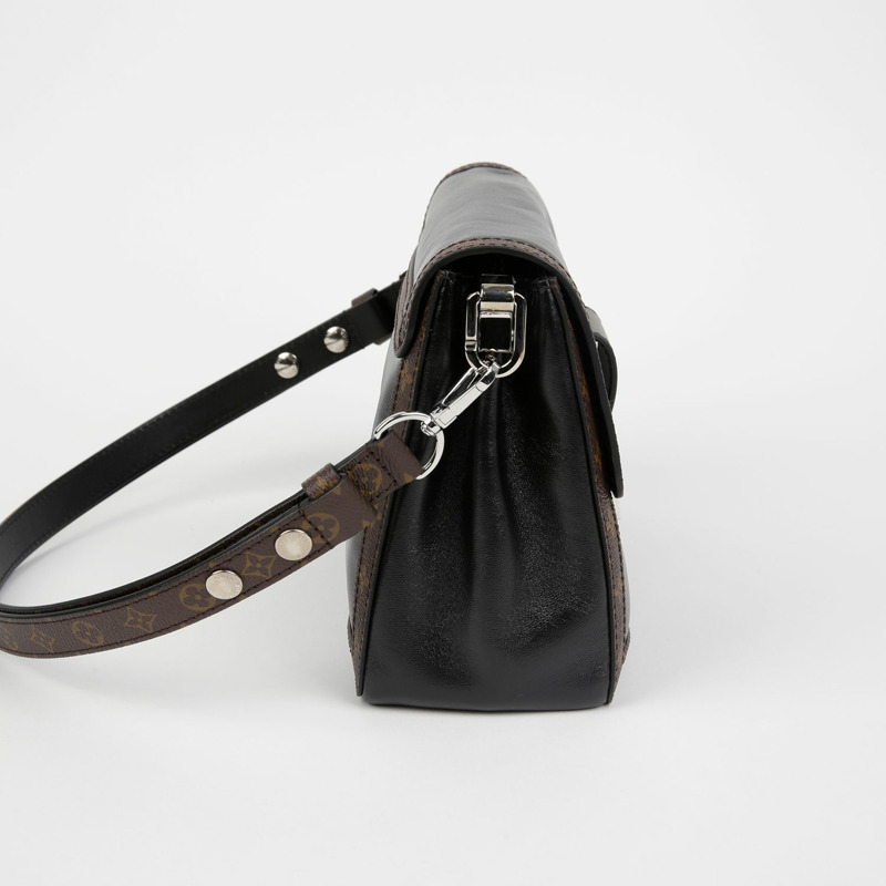 【包稅】LOUIS VUITTON M13450 軟海豚 MM 肩斜背包-3