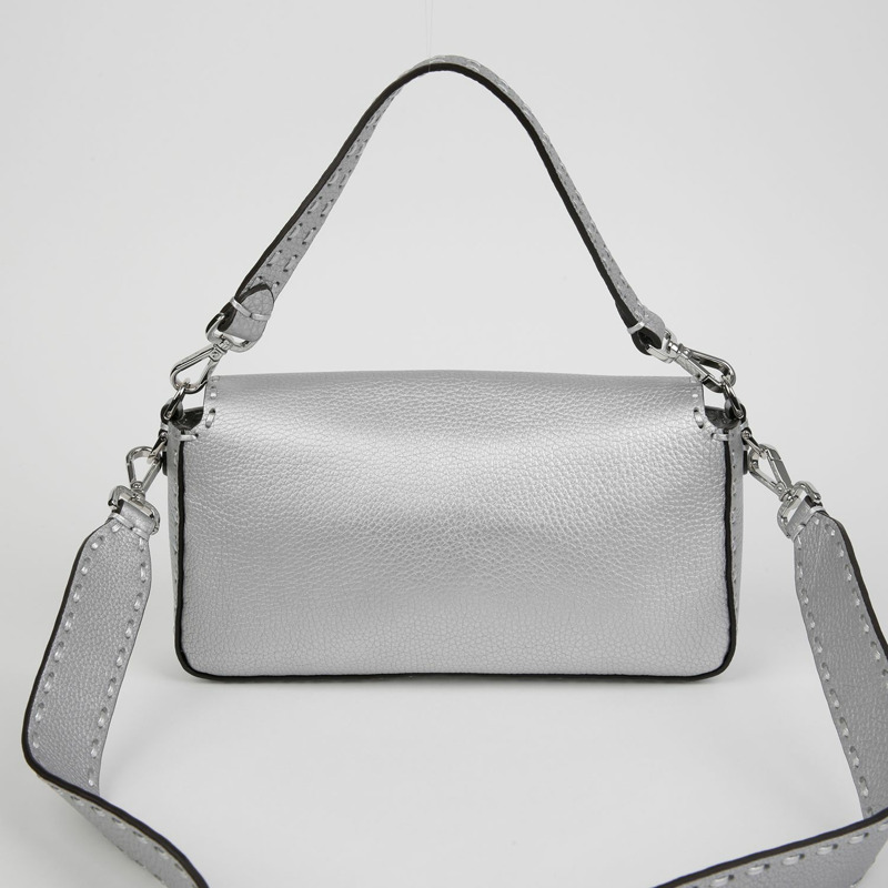FENDI 8BR600 Baguette 中型托特單肩包-3