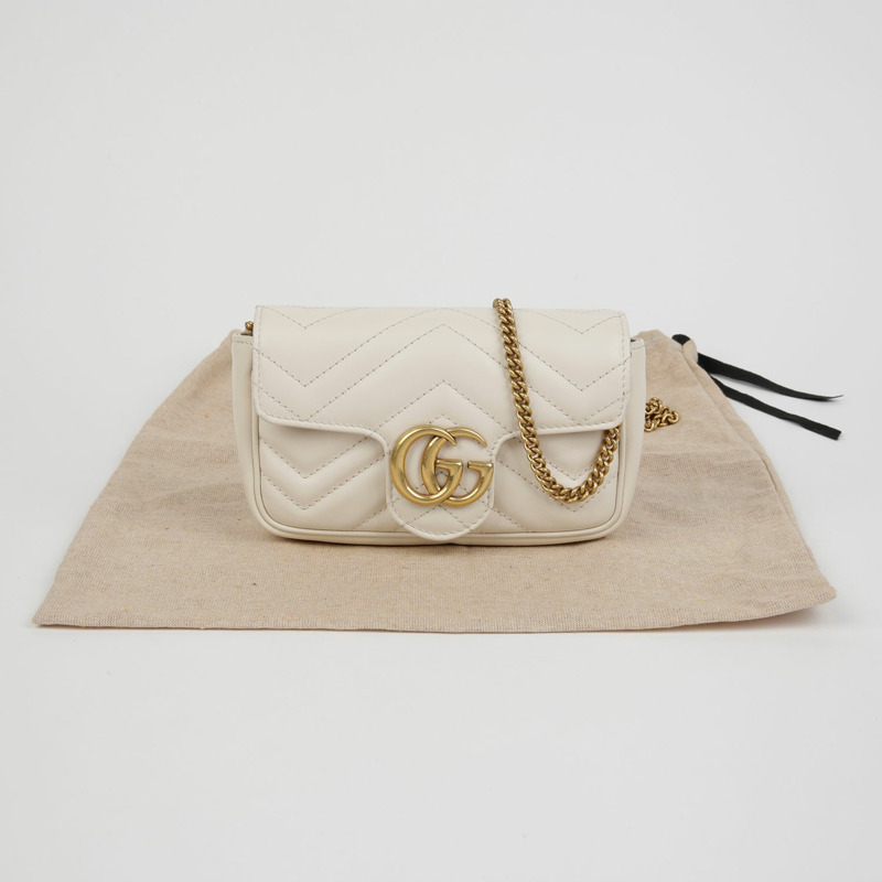 GUCCI GG Marmont 超迷你鏈條斜背包 476433-0