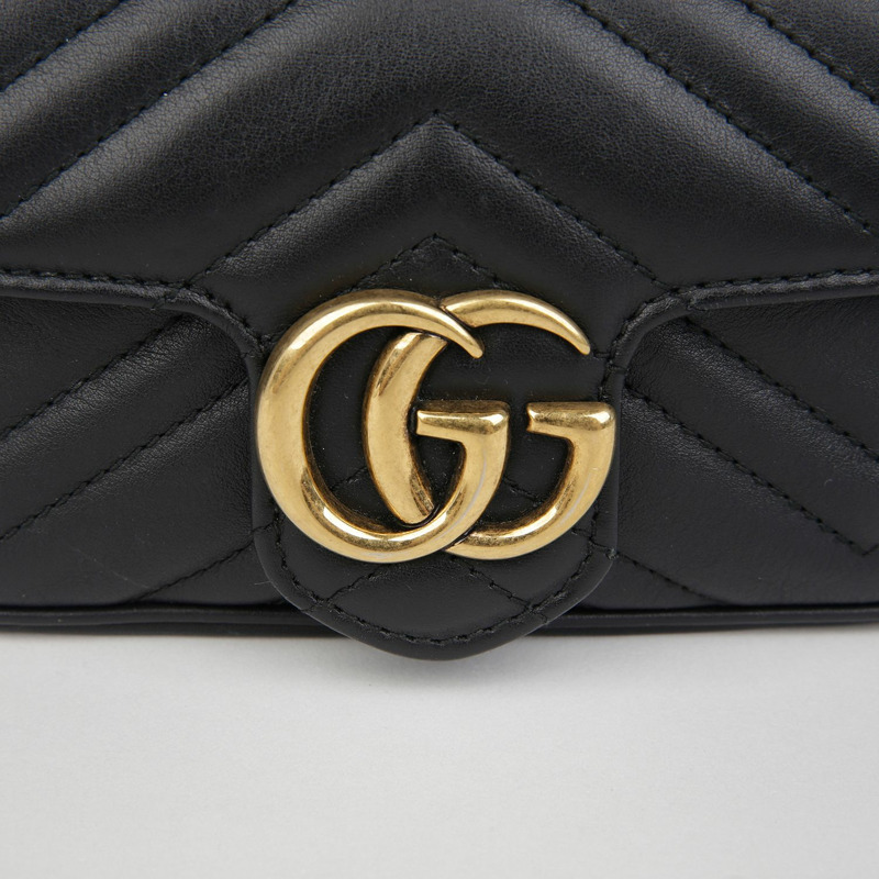 GUCCI GG Marmont 超迷你鏈條斜背包 476433-2