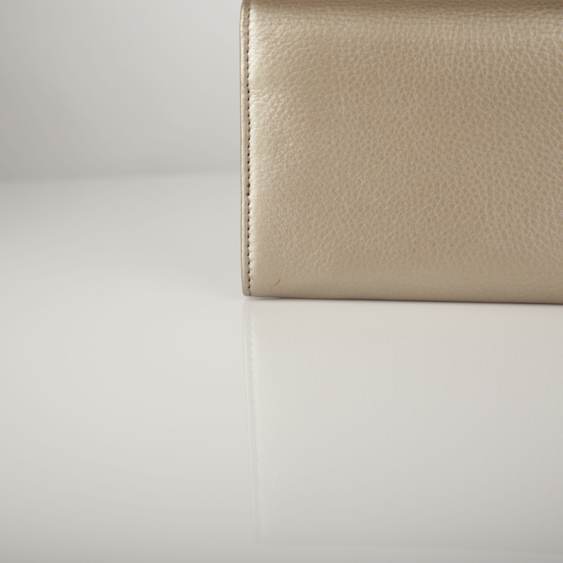 GUCCI 金色金屬皮革 Soho Continental 皮夾-4