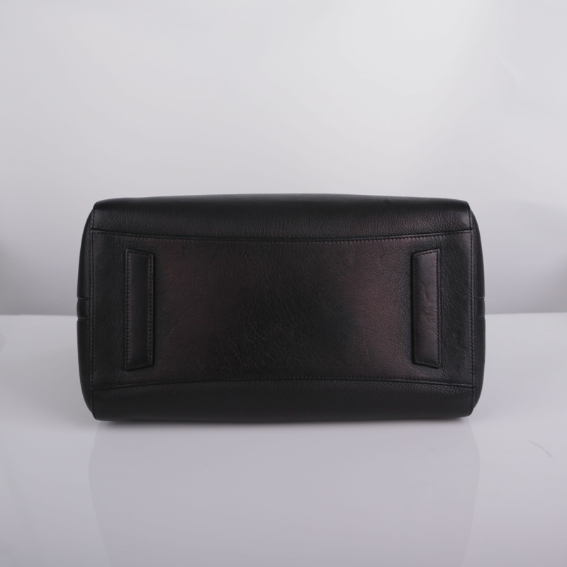 GIVENCHY Antigona 中型黑色山羊皮手提包和單肩包-4