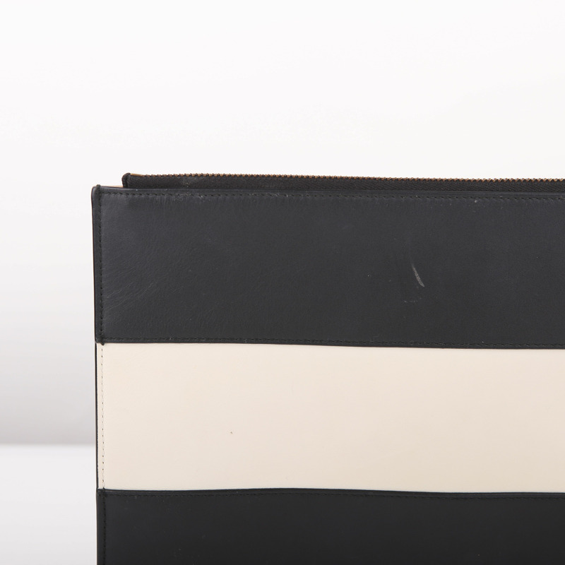 GUCCI 黑白皮革 Be Point Margaret 手拿包-9