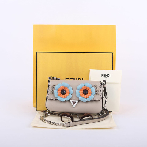 FENDI 迷你尺寸灰色皮革微型法國鏈條斜背包