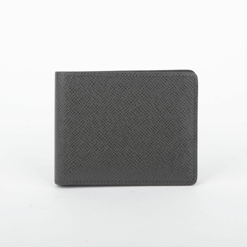 LOUIS VUITTON Taiga 皮革細長皮夾-1