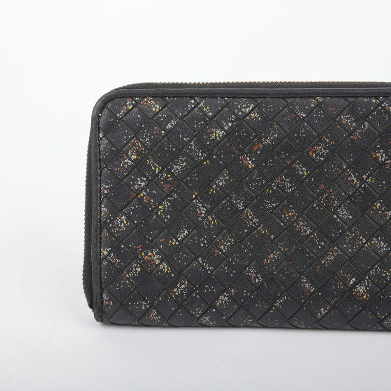 BOTTEGA VENETA 黑色皮革 Intrecciato 繪畫拉鍊錢包-1