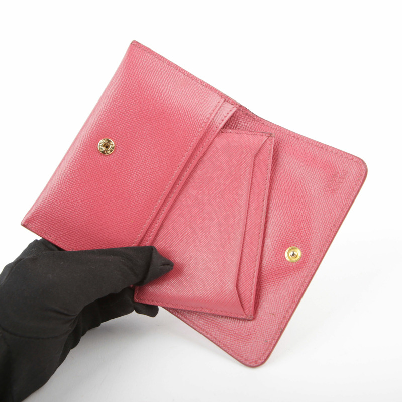 PRADA 粉紅色 Saffiano 皮革金屬標誌卡包-10