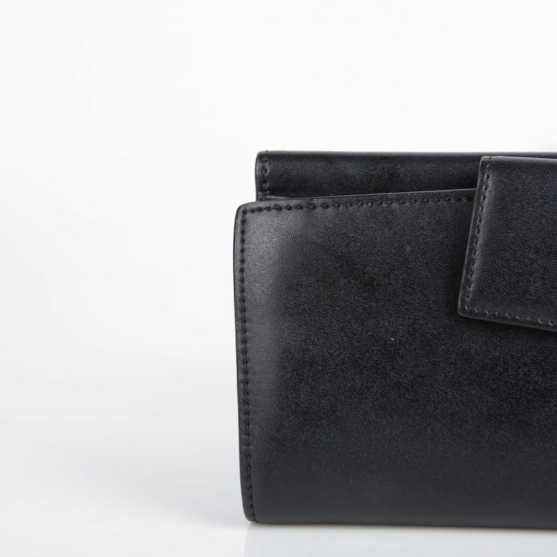 FENDI 黑色皮革皮夾-3