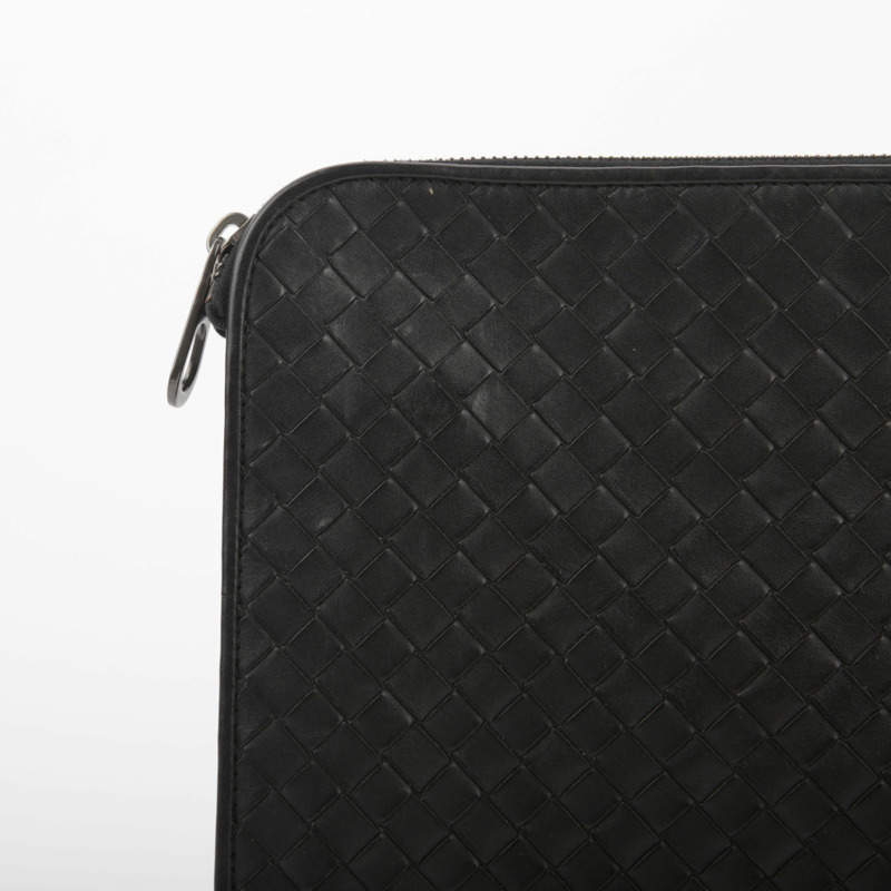 BOTTEGA VENETA 黑色皮革 Intrecciato 文件手拿包-2