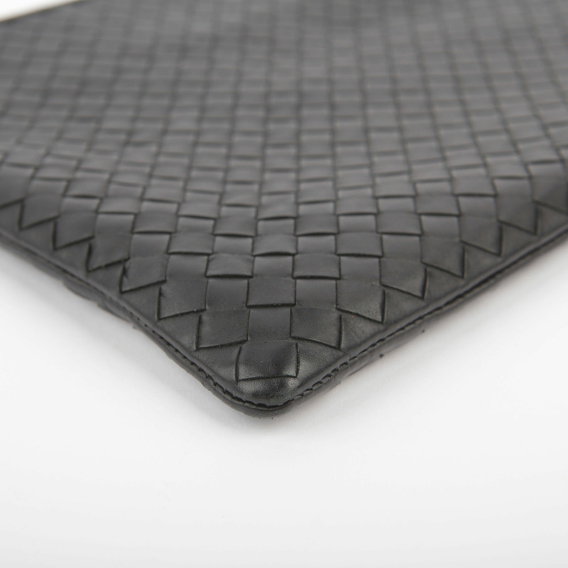 BOTTEGA VENETA 黑色皮革 Intrecciato 文件手拿包-9