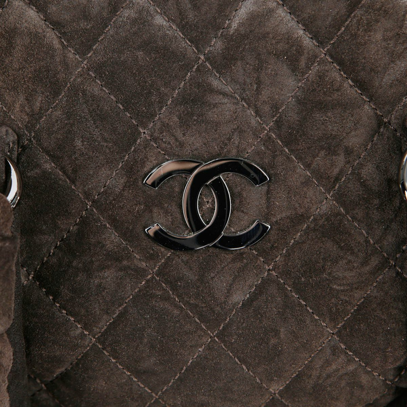 CHANEL 巧克力棕色絨面皮革編織保齡球手提包-21