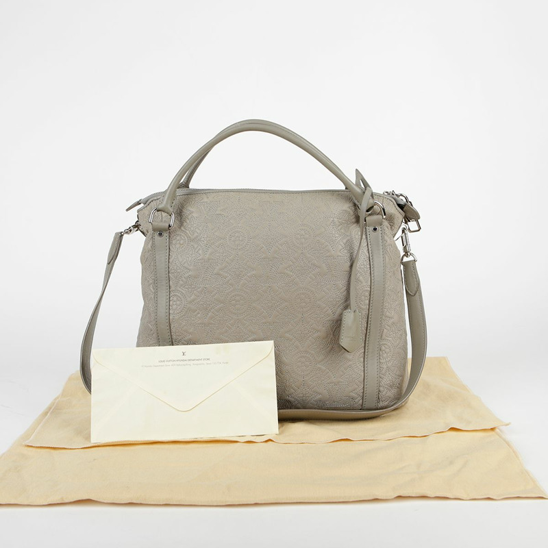 LOUIS VUITTON PM 尺寸灰色 Entelia 皮革 Xyia 托特包和單肩包-0