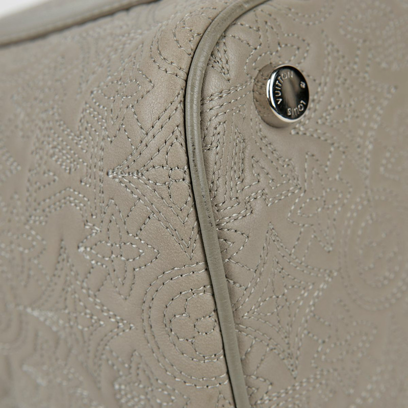 LOUIS VUITTON PM 尺寸灰色 Entelia 皮革 Xyia 托特包和單肩包-10