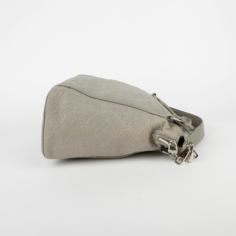 LOUIS VUITTON PM 尺寸灰色 Entelia 皮革 Xyia 托特包和單肩包-15