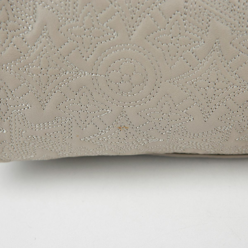 LOUIS VUITTON PM 尺寸灰色 Entelia 皮革 Xyia 托特包和單肩包-16