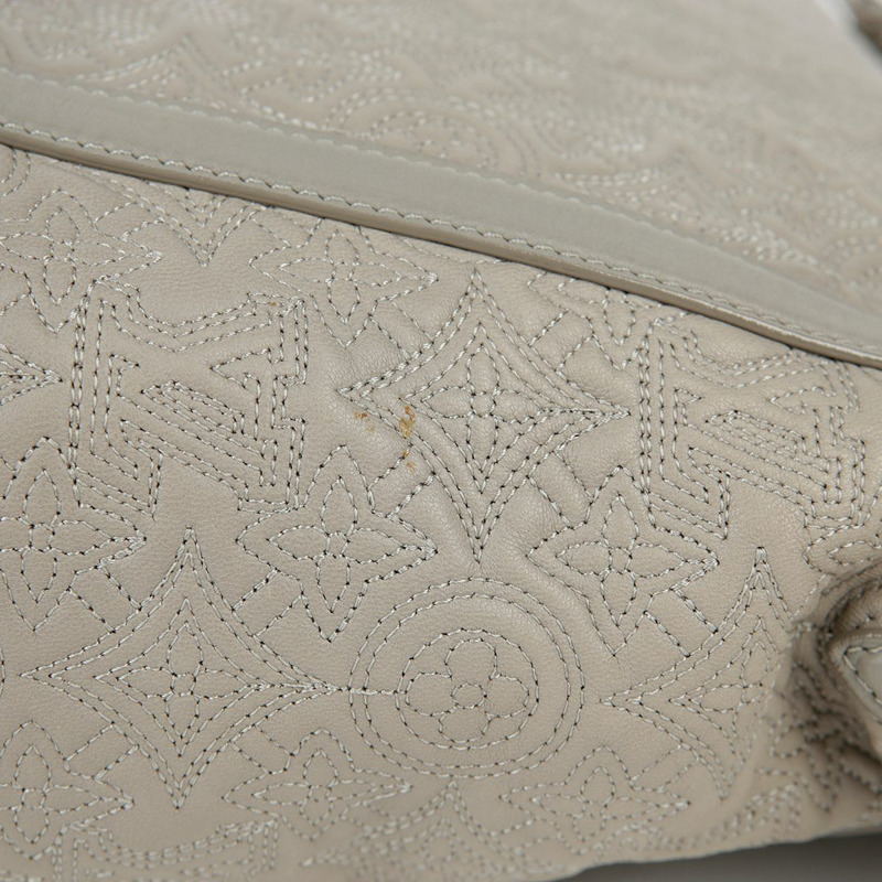 LOUIS VUITTON PM 尺寸灰色 Entelia 皮革 Xyia 托特包和單肩包-17