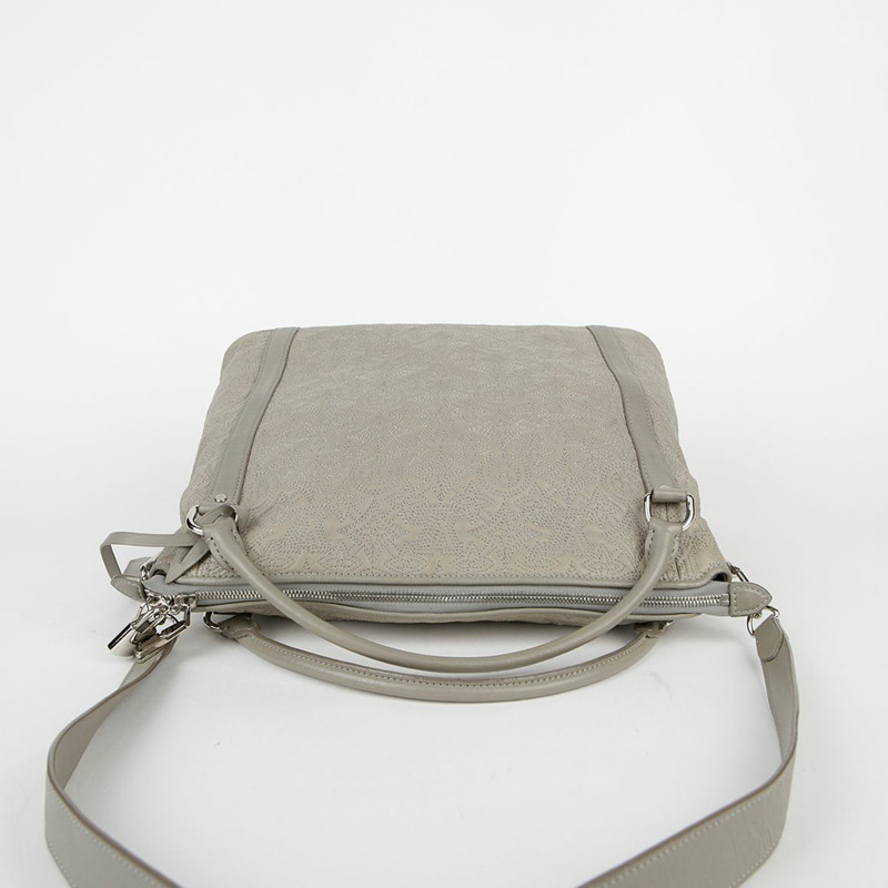 LOUIS VUITTON PM 尺寸灰色 Entelia 皮革 Xyia 托特包和單肩包-19