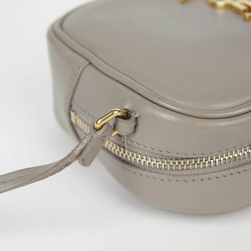 SAINT LAURENT 灰色皮革 Monogram Blogger 肩背包和斜背包-12