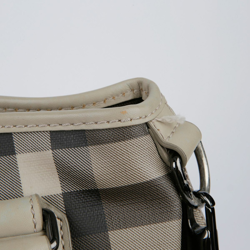 BURBERRY 米色 PVC Smoke Check Northfield 手提包-23