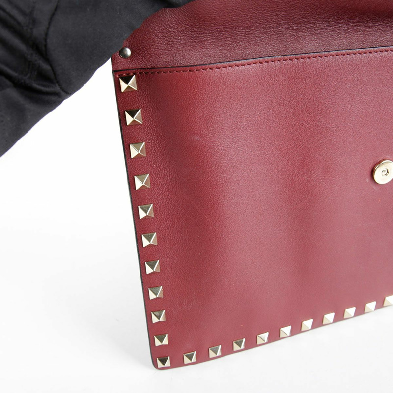 VALENTINO 紅色皮革 Rockstud 手拿包 56-20