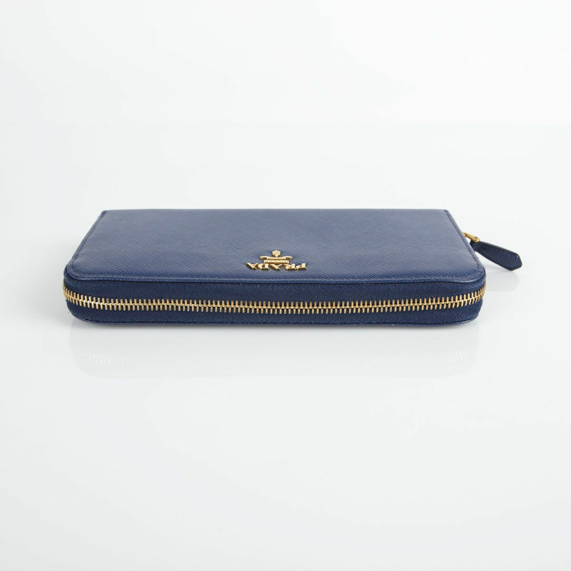 PRADA 藍色 Saffiano 皮革金屬標誌長錢包-15