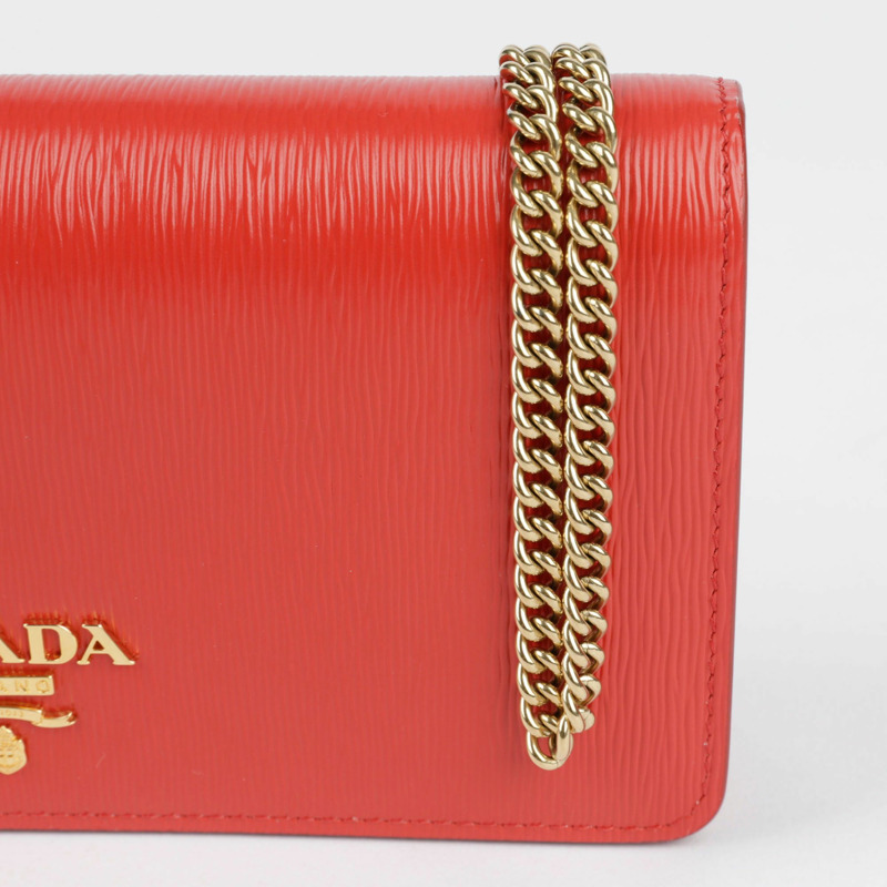 PRADA 紅色 Vitello Move WOC 斜背包-2