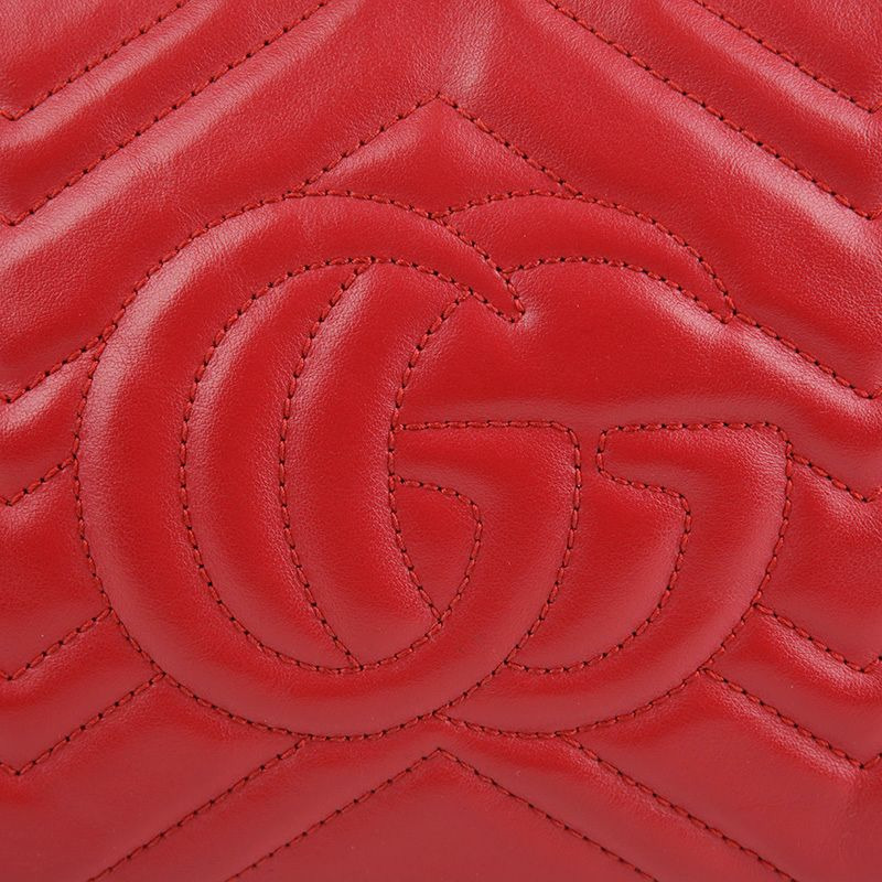 GUCCI 小號紅色 Matelassé 皮革 GG Marmont 肩背包和斜背包-3