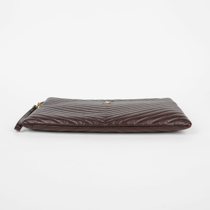 SAINT LAURENT 酒紅色 Matelassé 皮革 Monogram 文件包手拿包-16