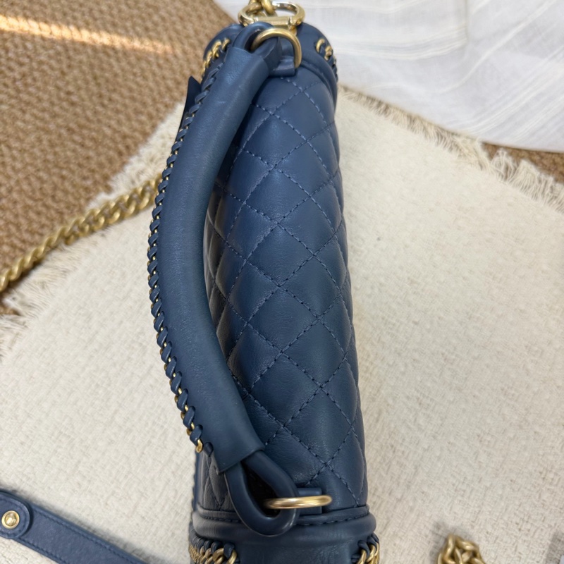 Chanel Leboy 中號宮廷款 牛皮藍色手提斜挎包 26開有卡。-2