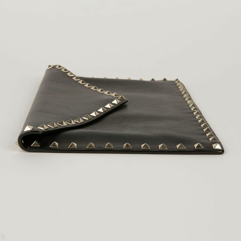 VALENTINO 黑色皮革信封手拿包 P002P56BOL-3