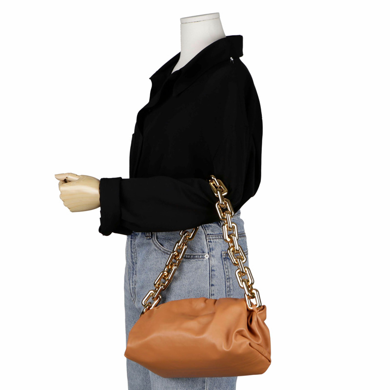 BOTTEGA VENETA 小羊皮鏈包單肩包-5