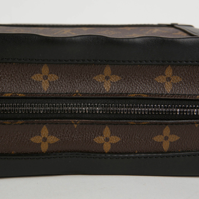 LOUIS VUITTON Monogram Macassar 帆布 Soft Trunk 單背包與斜背包-5