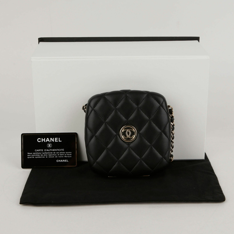 CHANEL 迷你黑色小羊皮鏈肩斜背包-0