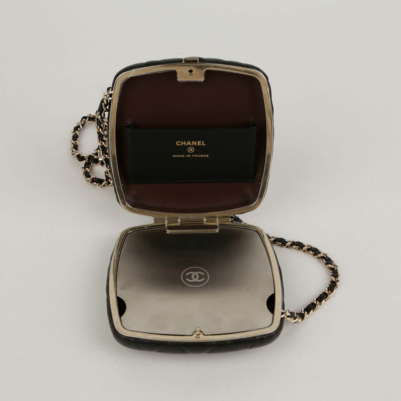 【包稅】CHANEL 迷你黑色羊皮鏈單肩斜背包-4