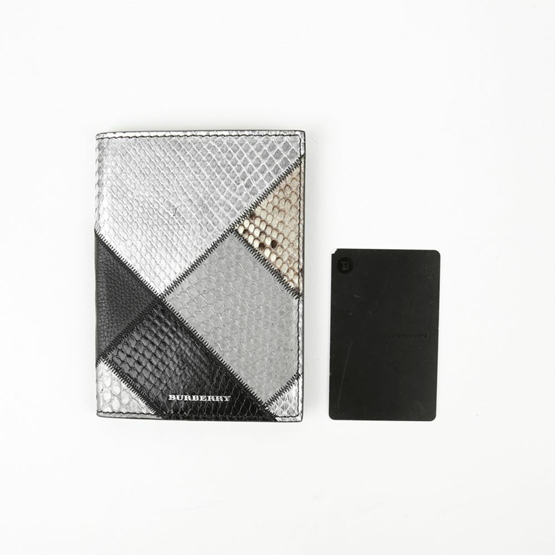 BURBERRY 蟒蛇皮和小牛皮護照夾 40428471-5