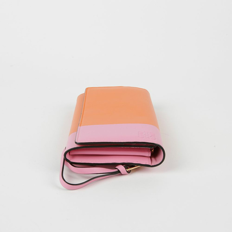 LOEWE 多色皮革歐式皮夾 109.10。-2