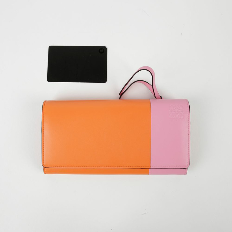 LOEWE 多色皮革歐式皮夾 109.10。-5